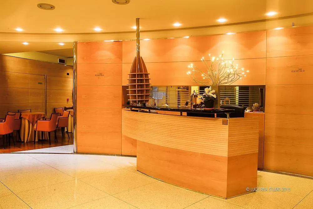 Hotel Zurigo 3*, Varazze